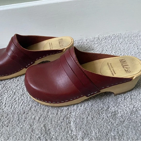 Women's Red Leather Swedish Clogs - Picture 2 of 6